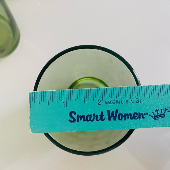 Set of Six Vintage Mid Century Modern Green Small Drinking Glasses - Picture 9 of 12